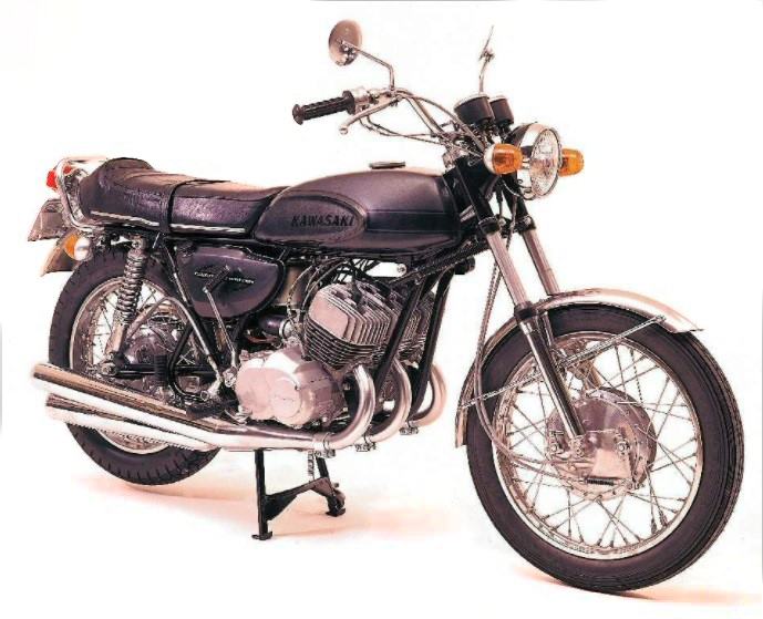 تاریخچه کاواساکی . موتورسیکلت کاواساکی H1